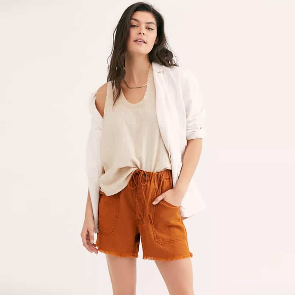 Free People Shorts raw hem shorts Size Small